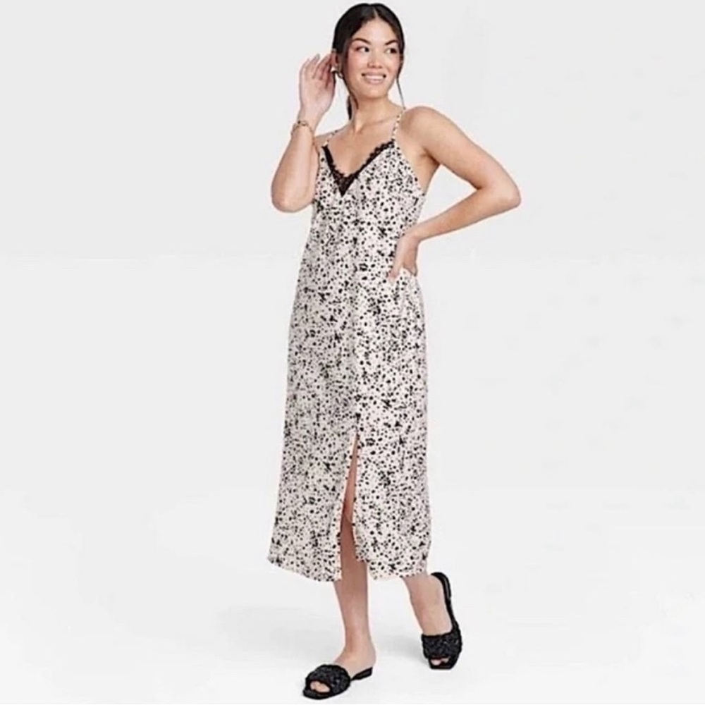 BNWT gorgeous A New Day Animal Print with Lace spaghetti strap dress. Size XL
